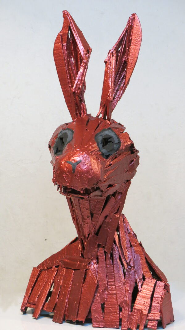 Conejo (serie zodíaco) - Escultura de Julio Lavallén